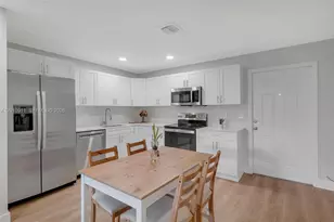 700 NW 18th St, Fort Lauderdale, FL 33311 - Photo 11