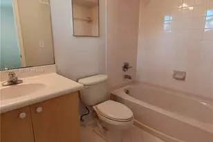 4126 Forest Dr, Weston, FL 33332 - Photo 9