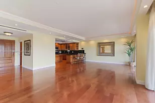 1800 NE 114th St, Miami, FL 33181 - Photo 7