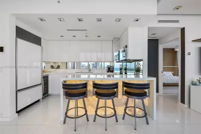 6899 Collins Ave #2208, Miami Beach, FL 33141 - Photo 11