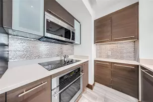 500 Brickell Ave, Miami, FL 33131 - Photo 3