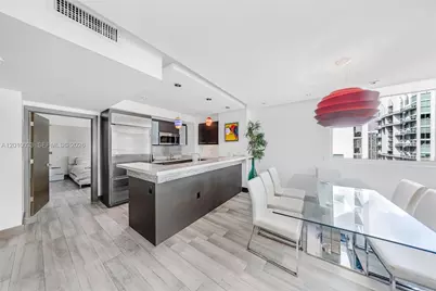 500 Brickell Ave #3707, Miami, FL 33131 - Photo 9