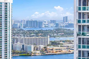 500 Brickell Ave, Miami, FL 33131 - Photo 25