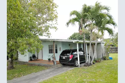 11412 SW 41st St, Miami, FL 33165 - Photo 3