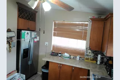 11412 SW 41st St, Miami, FL 33165 - Photo 15