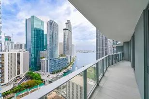 77 SE 5 St, Miami, FL 33131 - Photo 33