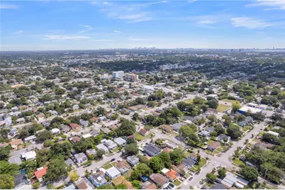 1818 NW 49th St, Miami, FL 33142 - Photo 47