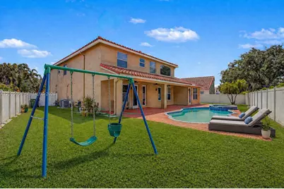 18901 SW 15th St, Pembroke Pines, FL 33029 - Photo 1