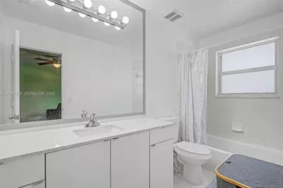 18901 SW 15th St, Pembroke Pines, FL 33029 - Photo 23