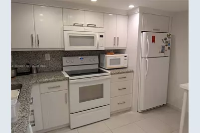 9030 SW 125th Ave #E206, Miami, FL 33186 - Photo 5