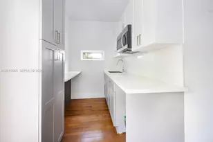 6065 N Waterway Dr, Miami, FL 33155 - Photo 25