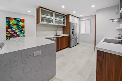 100 Meridian Ave #233, Miami Beach, FL 33139 - Photo 7