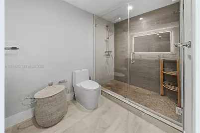 100 Meridian Ave #233, Miami Beach, FL 33139 - Photo 13