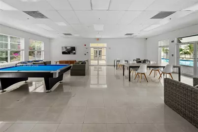 100 Meridian Ave #233, Miami Beach, FL 33139 - Photo 25