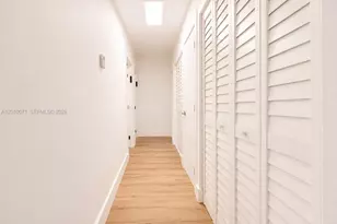 400 Kings Point Dr, Sunny Isles Beach, FL 33160 - Photo 5