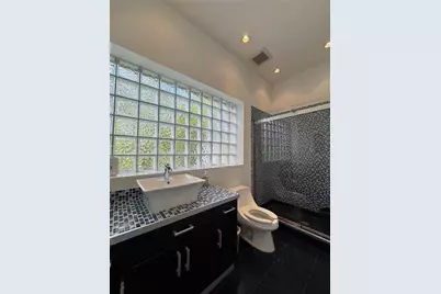625 NW 121st St, North Miami, FL 33168 - Photo 15