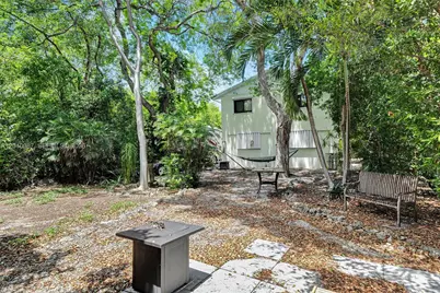 122 Ocean View Dr, Tavernier, FL 33070 - Photo 17