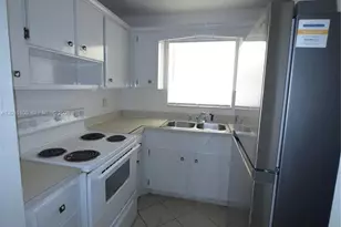1826 Cleveland St, Hollywood, FL 33020 - Photo 5