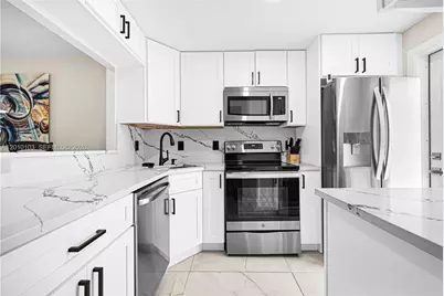 400 SE 10th St #105, Deerfield Beach, FL 33441 - Photo 1