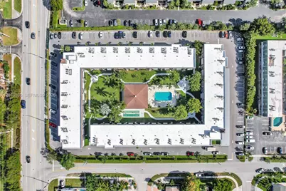 400 SE 10th St #105, Deerfield Beach, FL 33441 - Photo 25