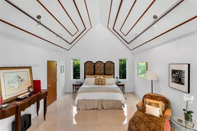 690 Warren Ln, Key Biscayne, FL 33149 - Photo 17