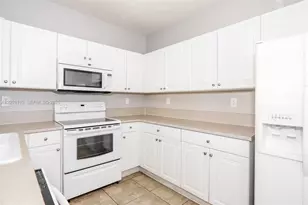 1495 NE 33rd Ave, Homestead, FL 33033 - Photo 7