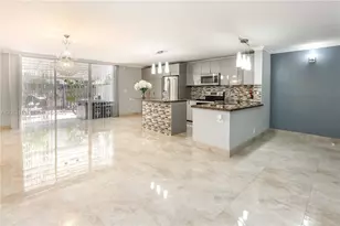 928 NE 27th Ave, Hallandale Beach, FL 33009 - Photo 3