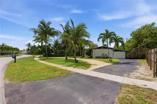 1118 NW 16th St, Fort Lauderdale, FL 33311 - Photo 3