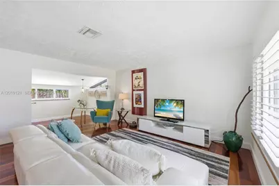 1118 NW 16th St, Fort Lauderdale, FL 33311 - Photo 9