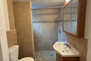 1619 Shenandoah St, Hollywood, FL 33020 - Photo 11