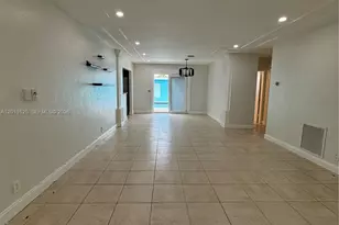 1619 Shenandoah St, Hollywood, FL 33020 - Photo 3