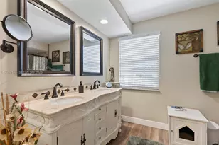11004 Neptune Dr, Cooper City, FL 33026 - Photo 17