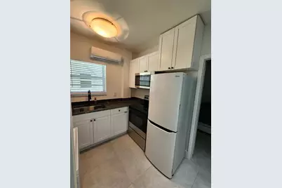 1043 NW 2nd St #3, Miami, FL 33128 - Photo 17