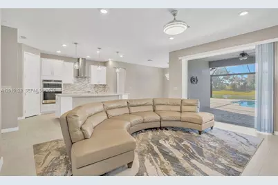 9107 Rally Spring Loop, Other City - In The State Of Florida, FL 33545 - Photo 15