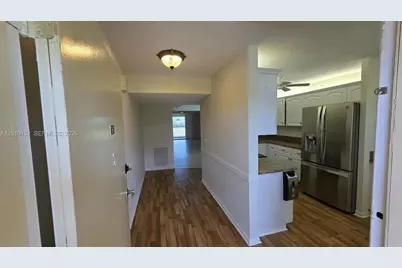 23305 N Barwood Ln N #207, Boca Raton, FL 33428 - Photo 13