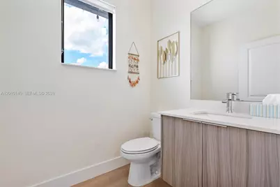 8368 Central Park Blvd, Doral, FL 33166 - Photo 21