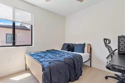 8368 Central Park Blvd, Doral, FL 33166 - Photo 17