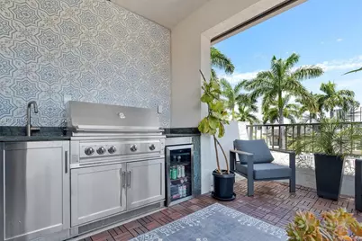 8368 Central Park Blvd, Doral, FL 33166 - Photo 23