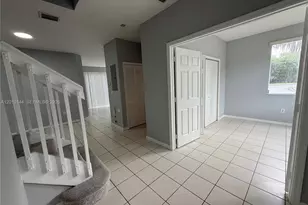 2458 SE 15th Pl, Homestead, FL 33035 - Photo 3