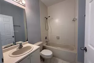 2458 SE 15th Pl, Homestead, FL 33035 - Photo 11
