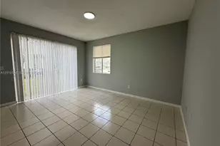 2458 SE 15th Pl, Homestead, FL 33035 - Photo 9