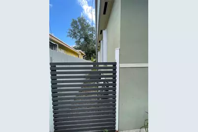 2144 NW 85th St, Miami, FL 33147 - Photo 7
