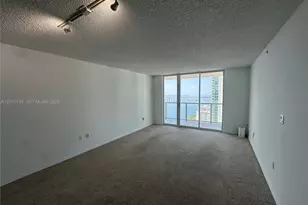 1155 Brickell Bay Dr, Miami, FL 33131 - Photo 5