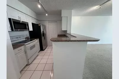 1155 Brickell Bay Dr #3007, Miami, FL 33131 - Photo 7