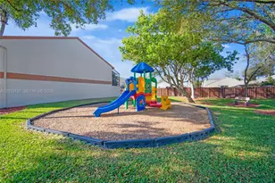 4250 SW 70th Terrace, Davie, FL 33314 - Photo 35