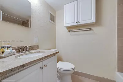 2539 S Bayshore Dr #428E, Miami, FL 33133 - Photo 7