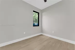 1818 NW 49th St, Miami, FL 33142 - Photo 25