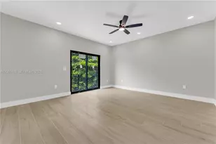 1818 NW 49th St, Miami, FL 33142 - Photo 29