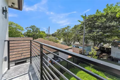 1818 NW 49 St, Miami, FL 33142 - Photo 41