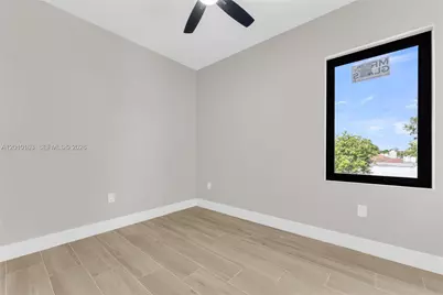 1818 NW 49 St, Miami, FL 33142 - Photo 33